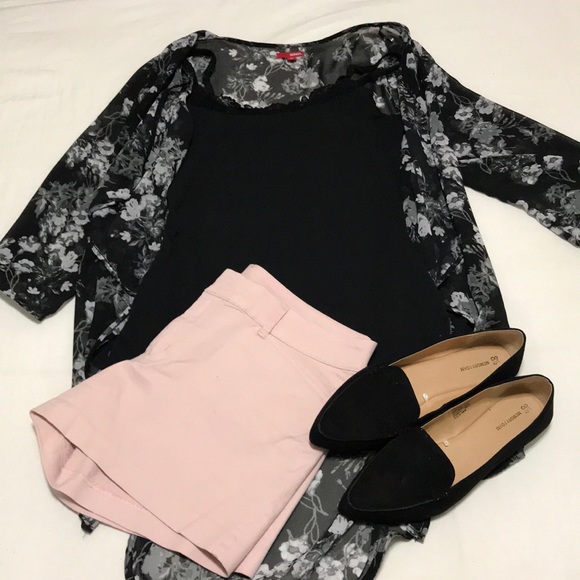 Old Navy Other - Outfit listing!!! Pixie shorts floral kimono cami